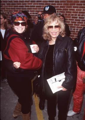 Фото - Нэнси Синатра: 285x400 / 24 Кб