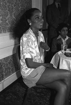 Фото - Дайана Росс: 272x400 / 26 Кб