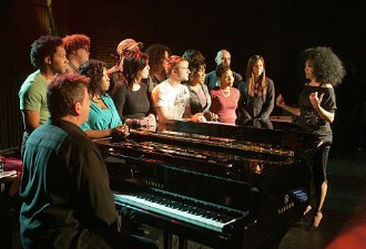 Фото - Дайана Росс: 330x225 / 22 Кб