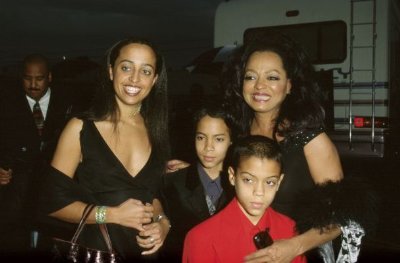 Фото - Дайана Росс: 400x263 / 20 Кб