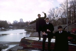 Фото - Ринго Старр: 299x199 / 15 Кб