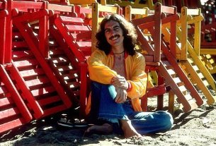 Фото - Джордж Харрисон: 305x207 / 28 Кб