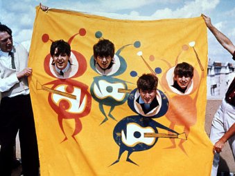 Фото - Джордж Харрисон: 339x255 / 28 Кб