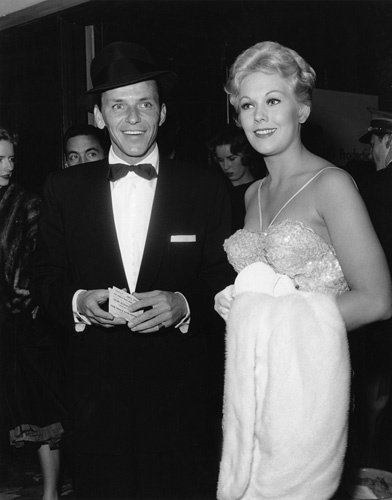 Фото - Ким Новак: 392x500 / 28 Кб