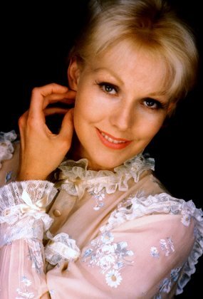 Фото - Ким Новак: 285x420 / 25 Кб