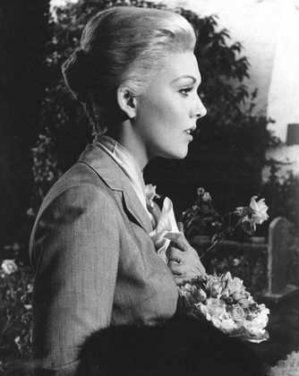 Фото - Ким Новак: 334x420 / 28 Кб