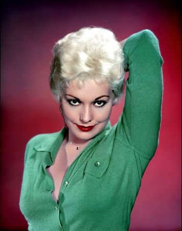 Фото - Ким Новак: 356x450 / 26 Кб