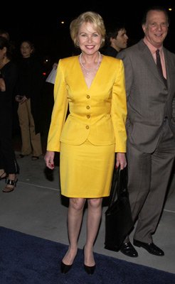 Фото - Мишель Филлипс: 246x400 / 19 Кб