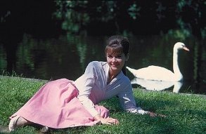 Фото - Одри Хепберн: 293x191 / 17 Кб