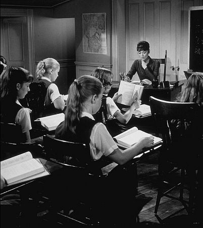 Фото - Одри Хепберн: 402x450 / 37 Кб