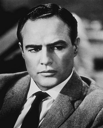 Фото - Марлон Брандо: 362x450 / 40 Кб