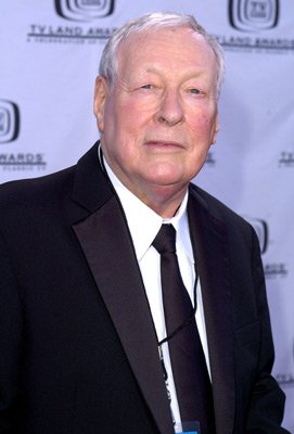 Фото - Расселл Джонсон: 271x400 / 19 Кб