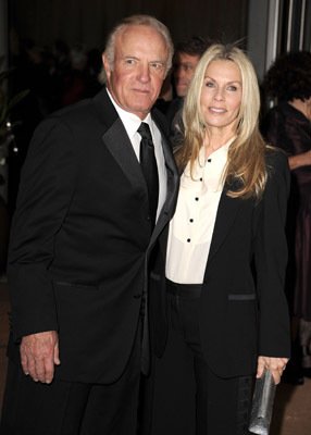 Фото - Джеймс Каан: 286x400 / 18 Кб