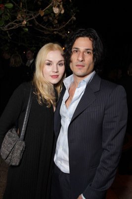 Фото - Рэйчел Майнер: 267x400 / 18 Кб