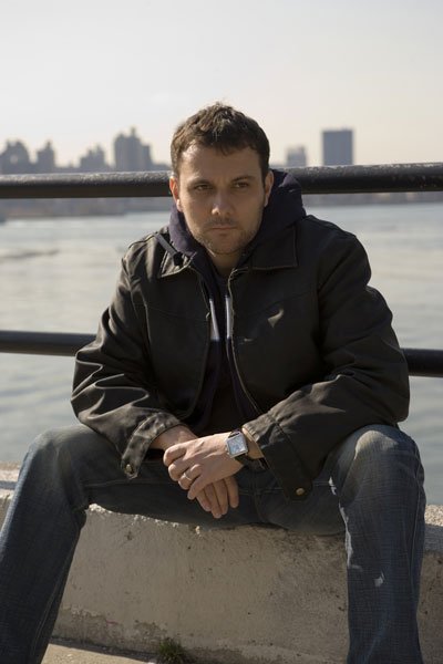 Фото - Стелио Саванте: 400x600 / 34 Кб