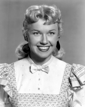 Фото - Дорис Дэй: 361x450 / 29 Кб