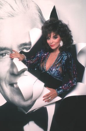 Фото - Джоан Коллинз: 294x450 / 23 Кб