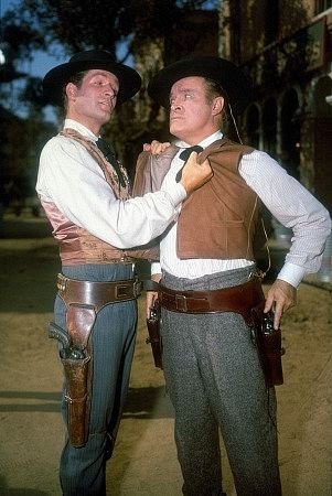 Фото - Хью О‘Брайан: 301x450 / 38 Кб