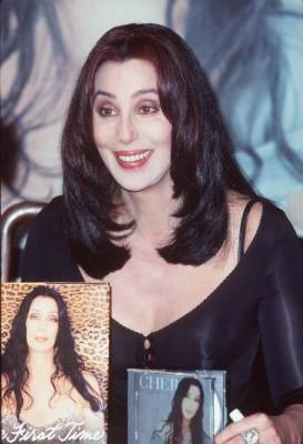 Фото - Шер: 273x400 / 23 Кб