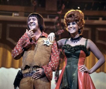 Фото - Шер: 354x298 / 29 Кб