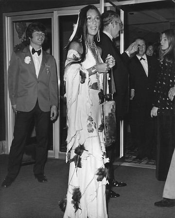 Фото - Шер: 360x450 / 34 Кб