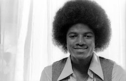 Фото - Майкл Джексон: 259x168 / 9 Кб