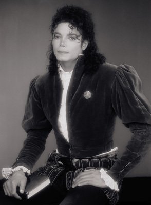 Фото - Майкл Джексон: 294x400 / 18 Кб