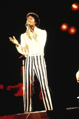 Фото - Майкл Джексон: 267x400 / 17 Кб