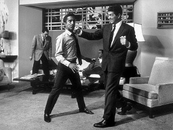 Фото - Дин Мартин: 339x255 / 29 Кб