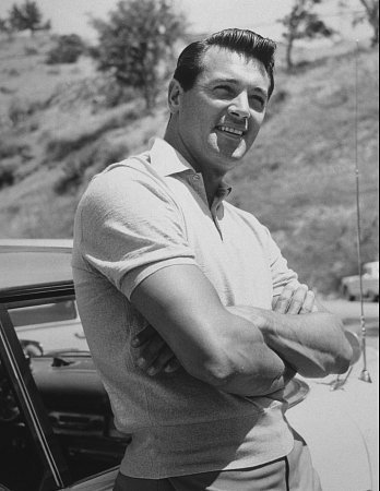 Фото - Рок Хадсон: 348x450 / 34 Кб