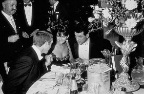 Фото - Рок Хадсон: 295x193 / 21 Кб