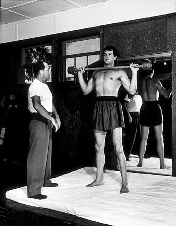 Фото - Рок Хадсон: 351x450 / 35 Кб