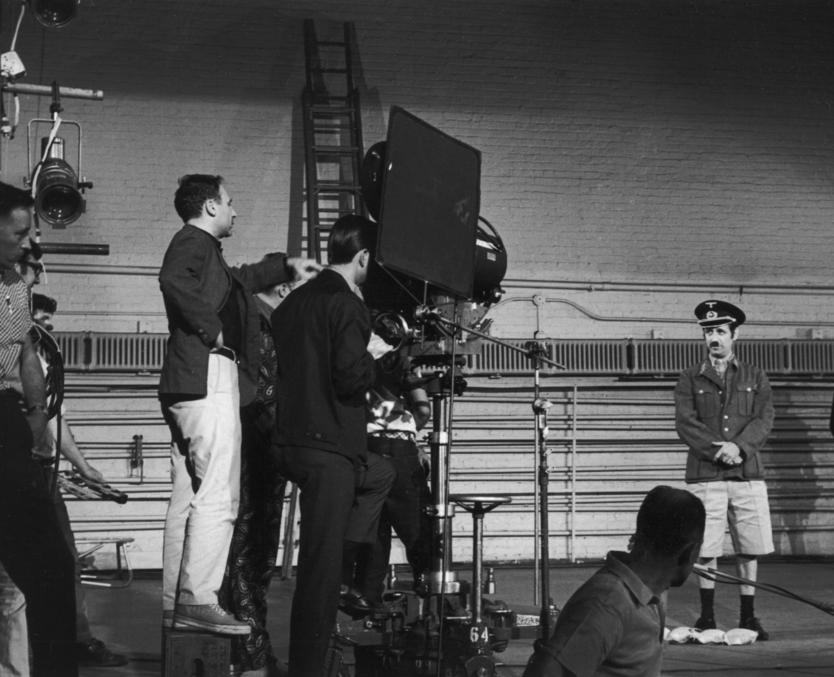 Фото - Мэл Брукс: 1660x1346 / 292 Кб