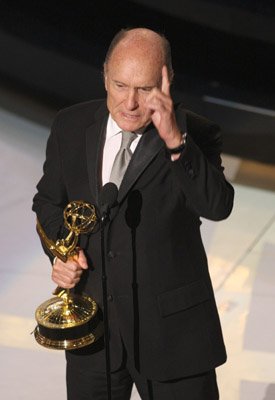 Фото - Роберт Дювалл: 275x400 / 17 Кб