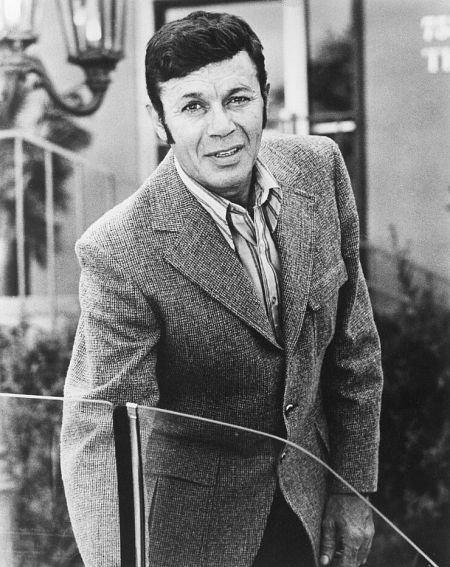 Фото - Стив Конти: 450x567 / 67 Кб