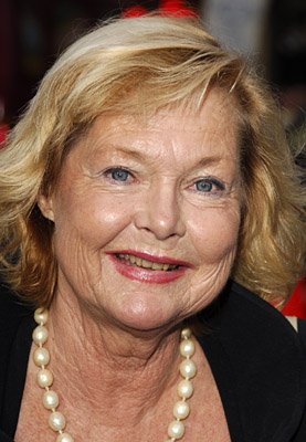 Фото - Кэрол Лайнли: 277x400 / 29 Кб