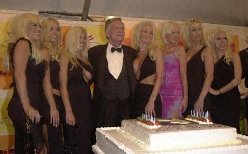 Фото - Хью М. Хефнер: 248x154 / 12 Кб