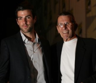 Фото - Леонард Нимой: 325x281 / 12 Кб