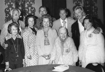 Фото - Ив Брент: 346x239 / 23 Кб