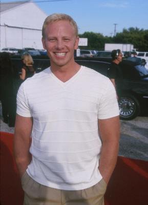 Фото - Йен Зиринг: 289x400 / 18 Кб