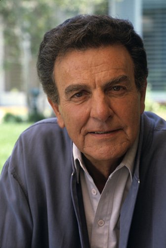 Фото - Майкл Коннорс: 336x500 / 28 Кб