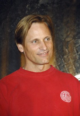 Фото - Вигго Мортенсен: 278x400 / 20 Кб