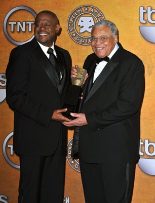 Фото - Джеймс Эрл Джонс: 306x400 / 26 Кб