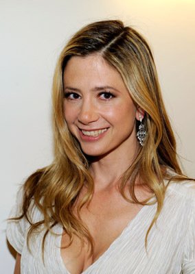 Фото - Мира Сорвино: 284x400 / 23 Кб