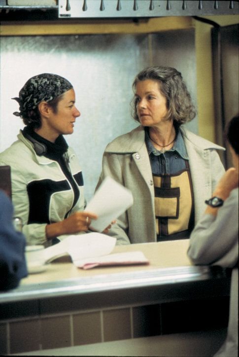 Фото - Женевьев Бюжольд: 485x724 / 59 Кб