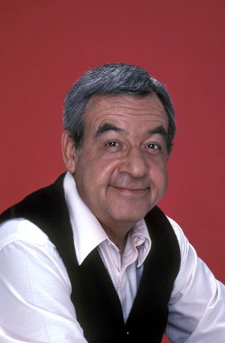 Фото - Том Босли: 329x500 / 23 Кб