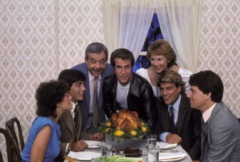 Фото - Том Босли: 337x227 / 22 Кб