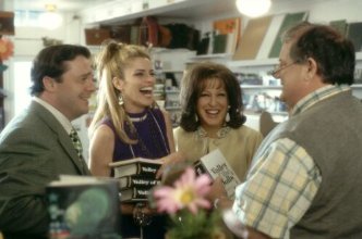 Фото - Бетт Мидлер: 332x220 / 19 Кб