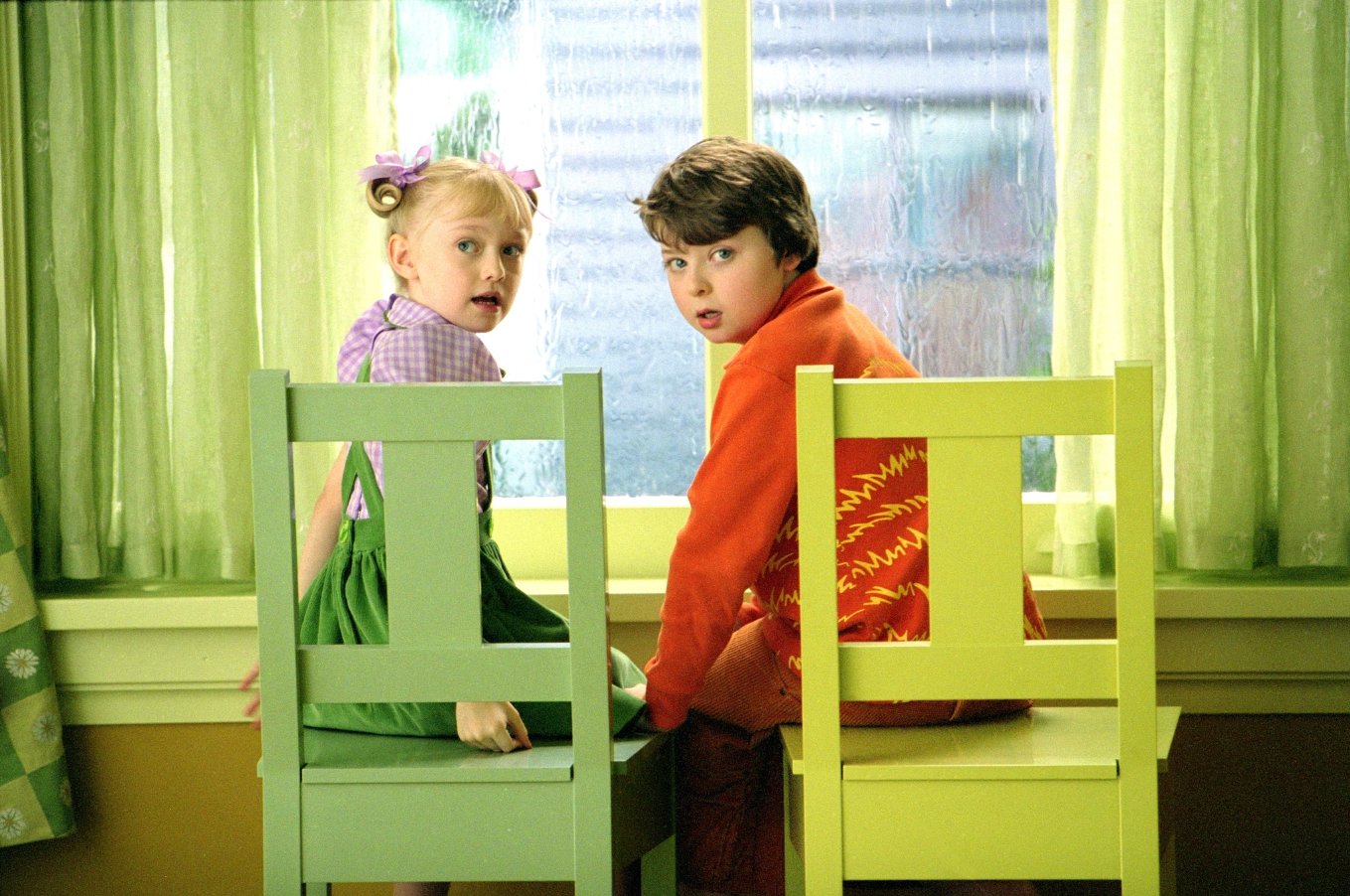 Фото - Дакота Фаннинг: 1359x902 / 237 Кб