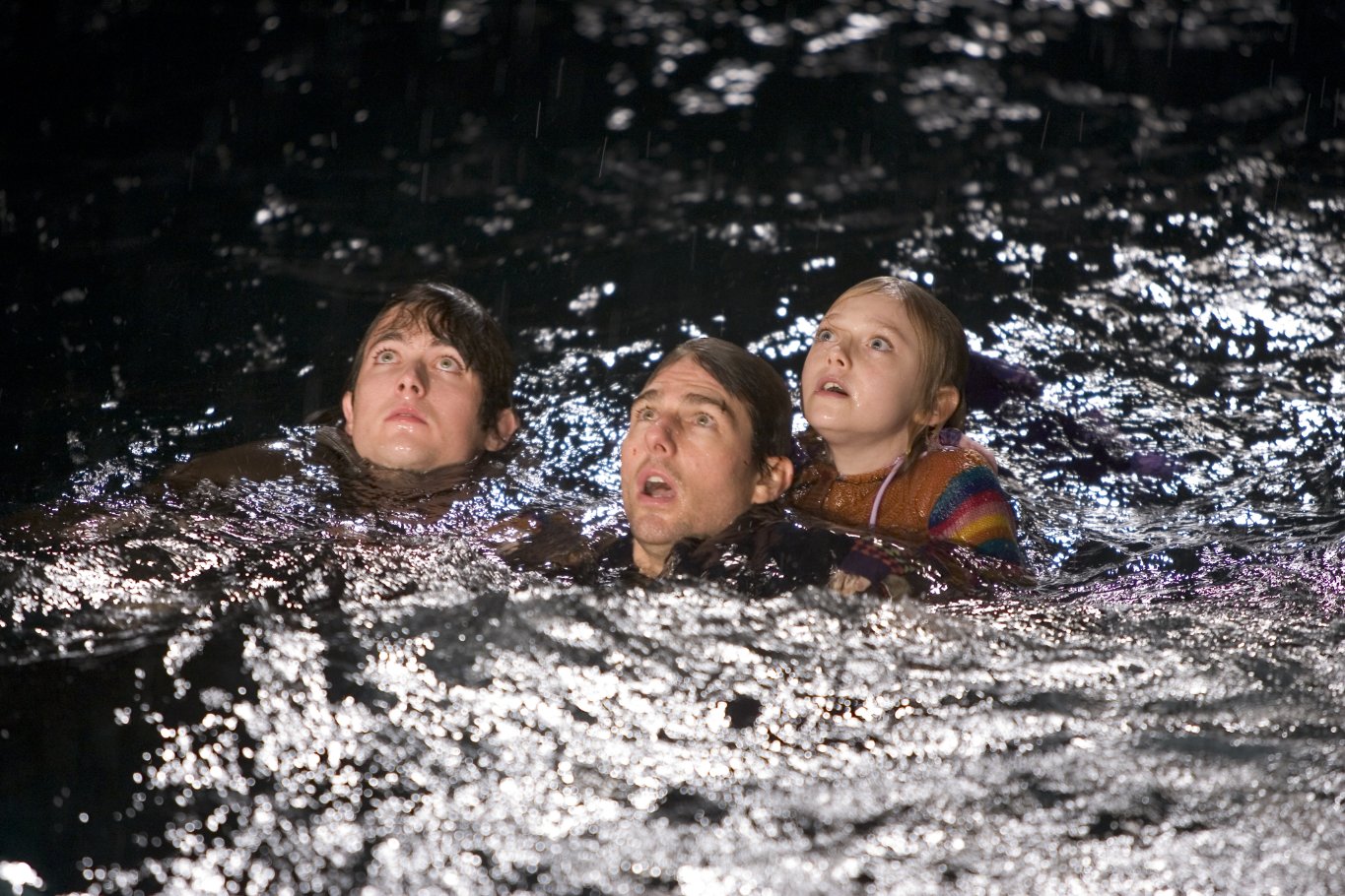 Фото - Дакота Фаннинг: 1365x910 / 305 Кб